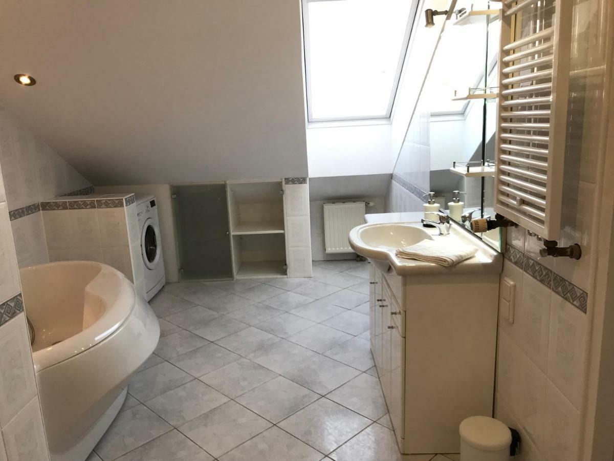 Apartament Jablonskiego Appartamento Danzica Esterno foto