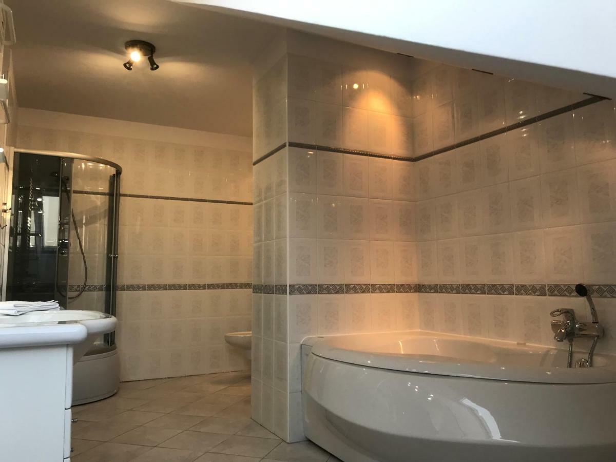 Apartament Jablonskiego Appartamento Danzica Esterno foto